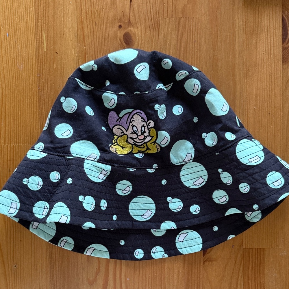 Dopey Bucket Hat